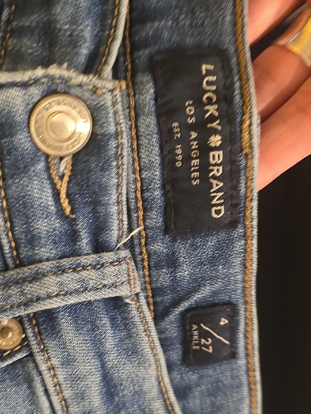Womens Lucky jeans